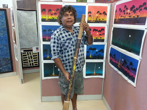 Josephine's Gallery & Kangaroo Orphanage - Mackay Tourism 0