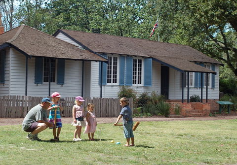 La Trobe's Cottage - Mackay Tourism 0