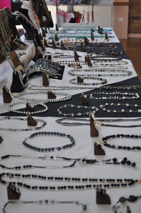 Market In The Mountains, Stanthorpe - Mackay Tourism 1