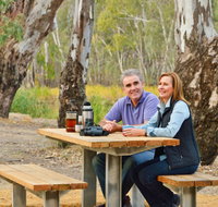 Moama Five Mile picnic area - Mackay Tourism