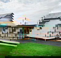 The Old Injune Courthouse and Museum - Mackay Tourism