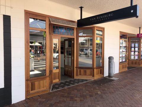 Van Rensburg Galleries - Mackay Tourism 0