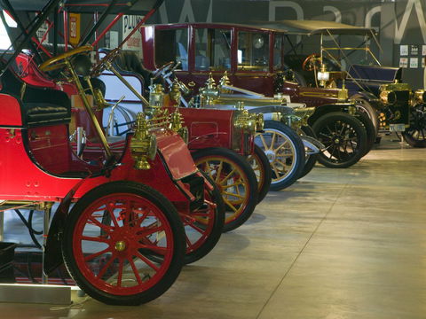 Wonders Of Wynyard  Exhibition And Visitor Information Centre - Mackay Tourism 1