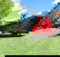 Bathurst Regional Art Gallery - Mackay Tourism