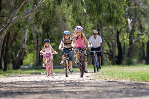 Braeside Park - Mackay Tourism 1