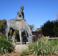 Dorothea Mackellar Memorial Statue - Mackay Tourism