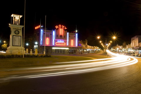 Leeton - Mackay Tourism 0