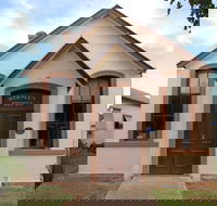 Stanley Athenaeum and Public Room - Mackay Tourism