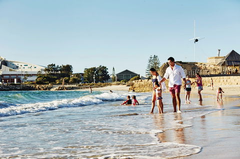 A Day In Fremantle - Mackay Tourism 2