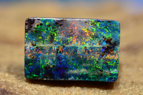 Australian Outback Opals - Mackay Tourism 2