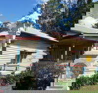 Brooweena War Memorial - Mackay Tourism