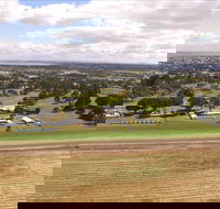 Colac Turf Club - Mackay Tourism