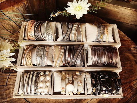 Jewelz N' Things - Mackay Tourism 2