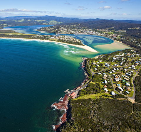 Merimbula Main Beach - Mackay Tourism 1