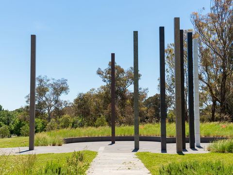 National Workers Memorial - Mackay Tourism 0