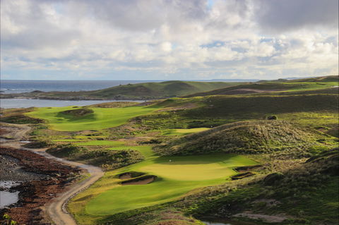 Ocean Dunes Golf Links King Island - Mackay Tourism 0