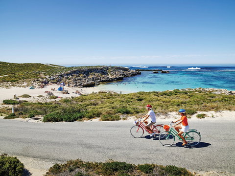 Rottnest By Ferry And Bicycle - Mackay Tourism 0