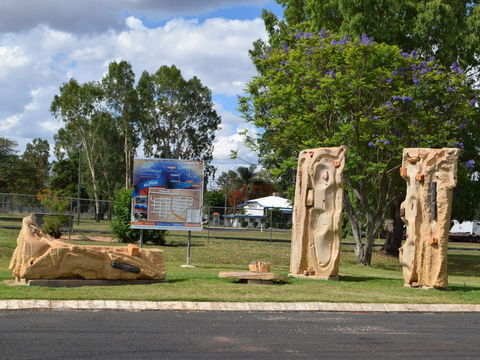 The Fossilised Forest Sculpture - Mackay Tourism 0