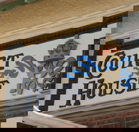 Wyalong - Mackay Tourism