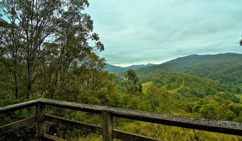 Border Loop Lookout - Mackay Tourism 0
