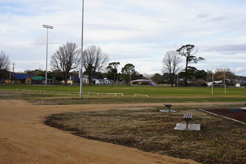 Braidwood Recreation Grounds And Playground - Mackay Tourism 1