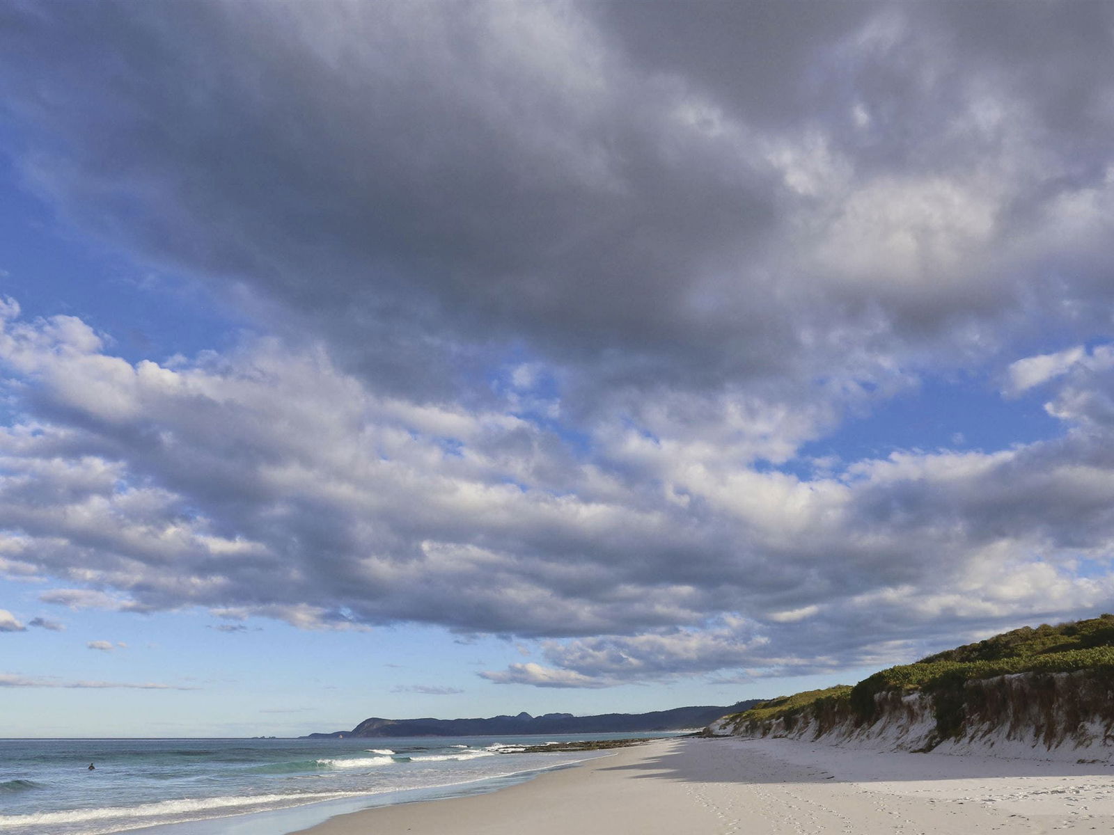 Friendly Beaches TAS Mackay Tourism