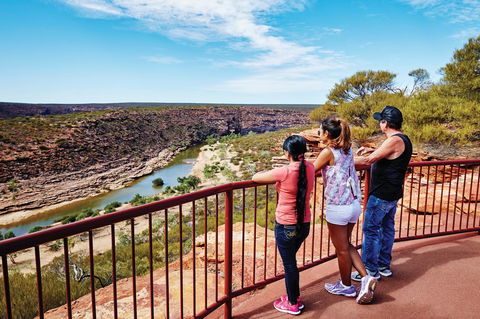 Kalbarri To Monkey Mia - Mackay Tourism 0