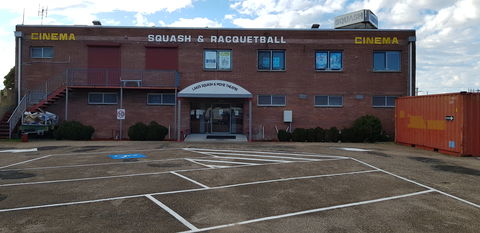 Lakes Squash And Movie Theatre - Mackay Tourism 0