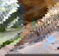 Sandstone Caves Walking Track - Mackay Tourism