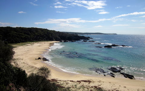Snorkelling Mystery Bay - Mackay Tourism 0