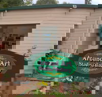 Around Art Studio/Gallery - Mackay Tourism