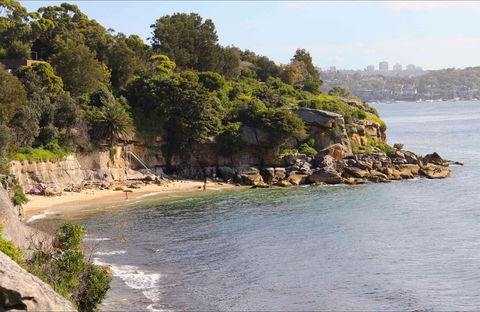 Captain Cook's Landing Place - Mackay Tourism 0