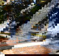 Lucindale Cemetery - Mackay Tourism