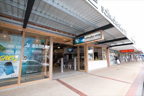 Saltwater Wine Surf Centre: Port Macquarie - Mackay Tourism 1