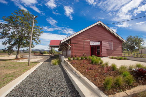 The Somerset Regional Art Gallery - The Condensery - Mackay Tourism 0