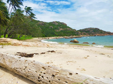 Bowen's Murray's Bay - Mackay Tourism 2