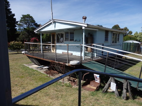 Eildon Dams Museum - Mackay Tourism 2