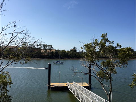 Riverside Parklands And Playground - Mackay Tourism 0