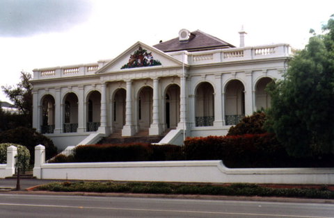 The Yass Courthouse - Mackay Tourism 1