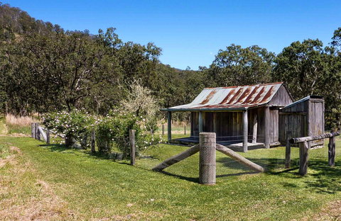 Youdales Hut And Stockyards Historic Site - Mackay Tourism 0