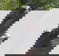 Adam Lindsay Gordon Bronze Bust - Mackay Tourism