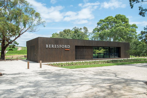Beresford Estate Tasting Pavilion - Mackay Tourism 1