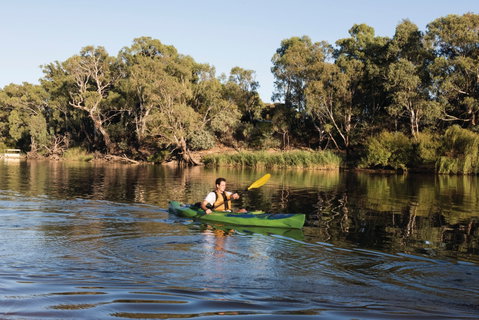 Echuca - Mackay Tourism 1
