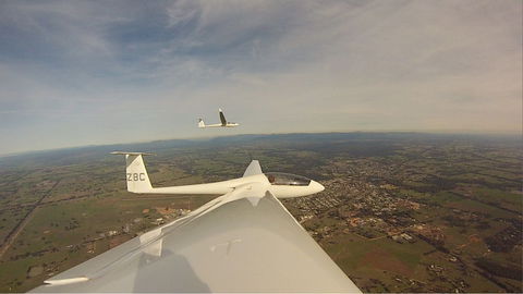 Gliding Over Benalla - Mackay Tourism 1