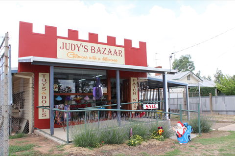 Judys Bazaar - Mackay Tourism 0