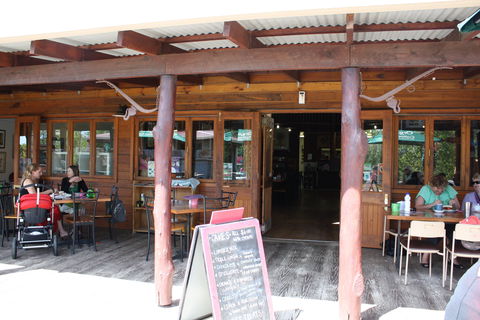 Oaklands Barn - Mackay Tourism 1
