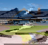 Peninsula Kingswood Country Golf Club - Mackay Tourism
