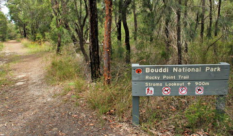 Rocky Point Trail - Mackay Tourism 0