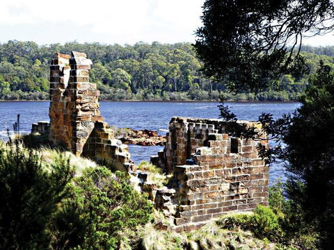 Sarah Island - Mackay Tourism 2
