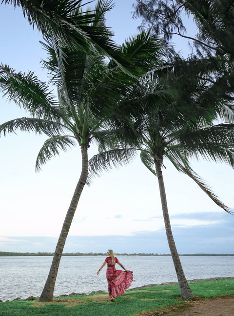Taylors Beach - Mackay Tourism 0
